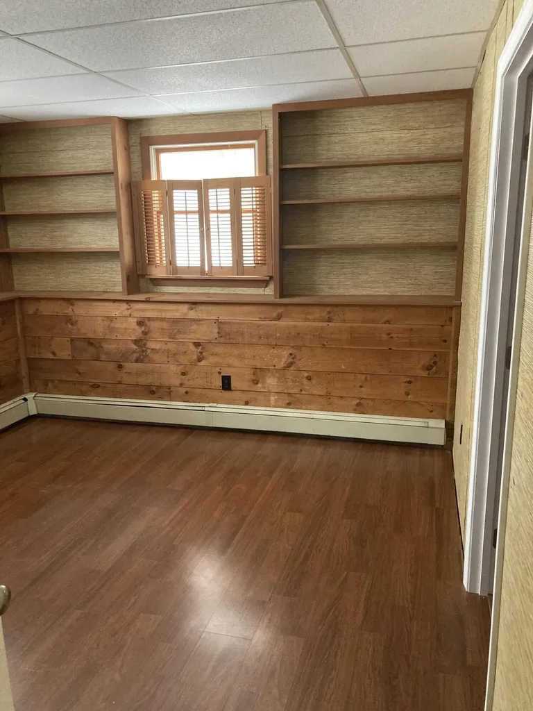 1 Carolyn Street Topsham ME 04086