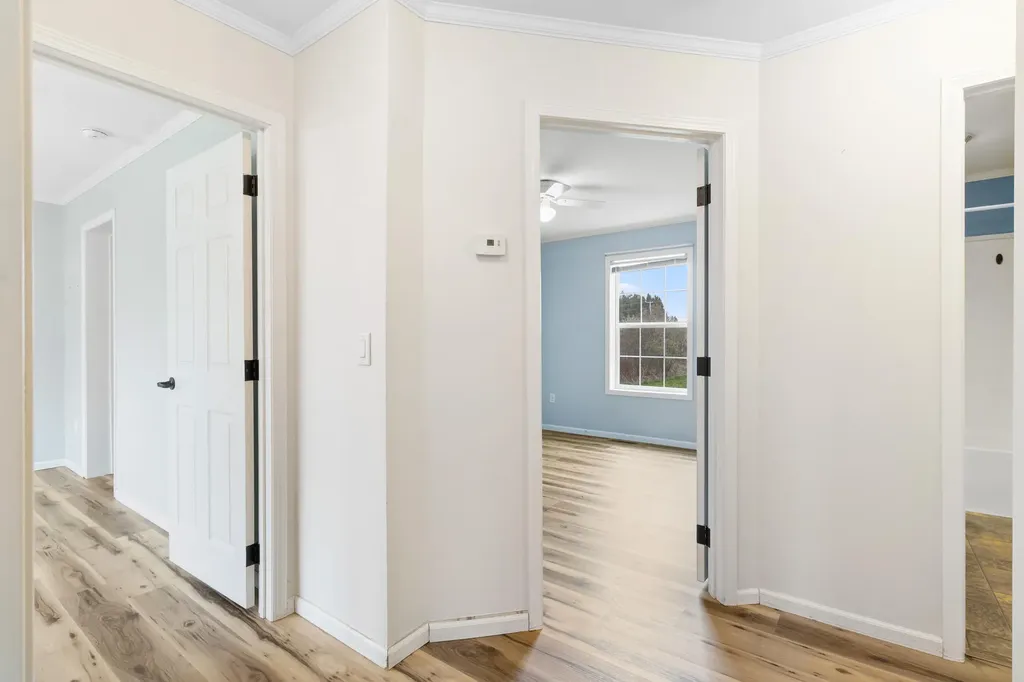 98 New County Road Rockland ME 04841