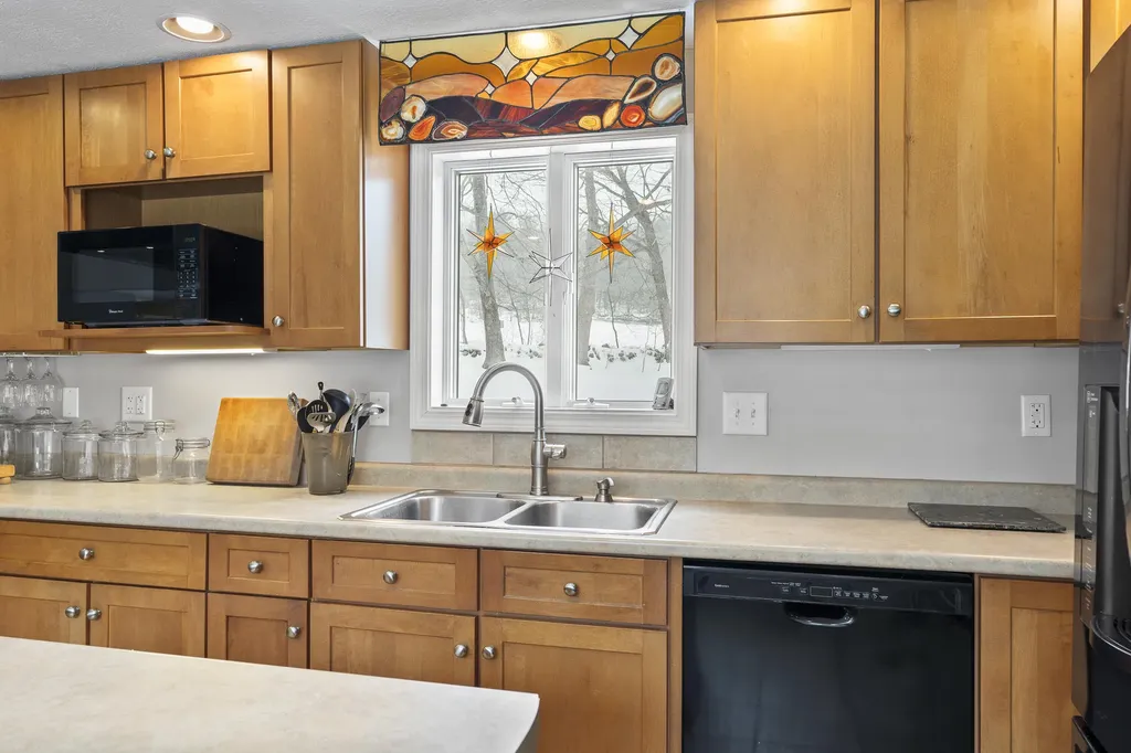 21 Windy Way Waterboro ME 04087