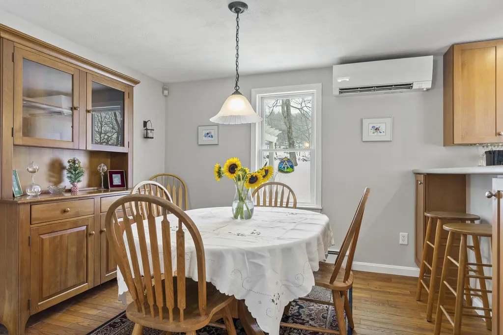 21 Windy Way Waterboro ME 04087