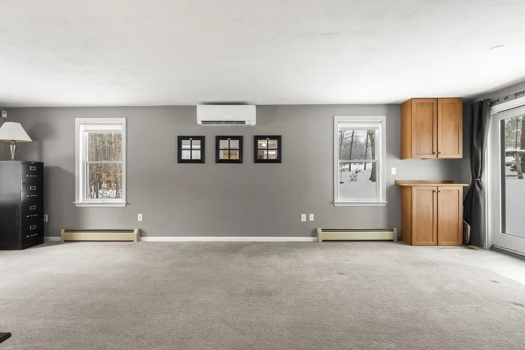 21 Windy Way Waterboro ME 04087
