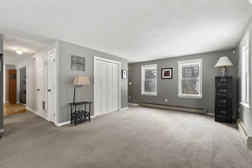 21 Windy Way Waterboro ME 04087