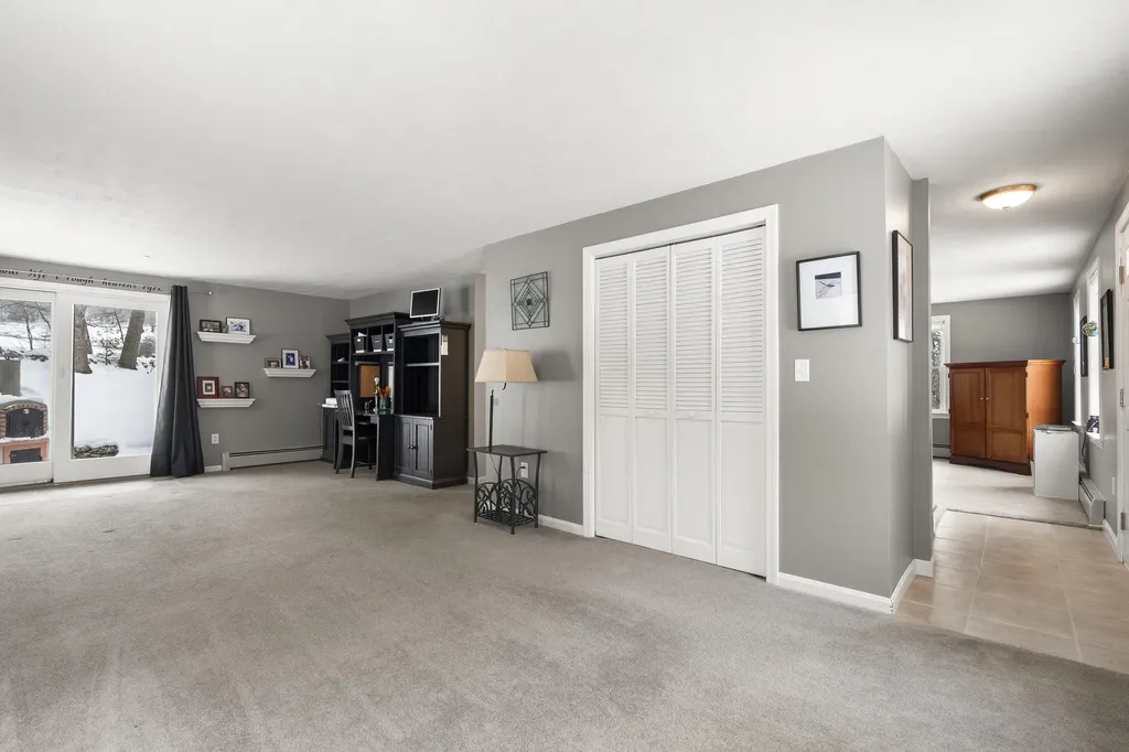 21 Windy Way Waterboro ME 04087