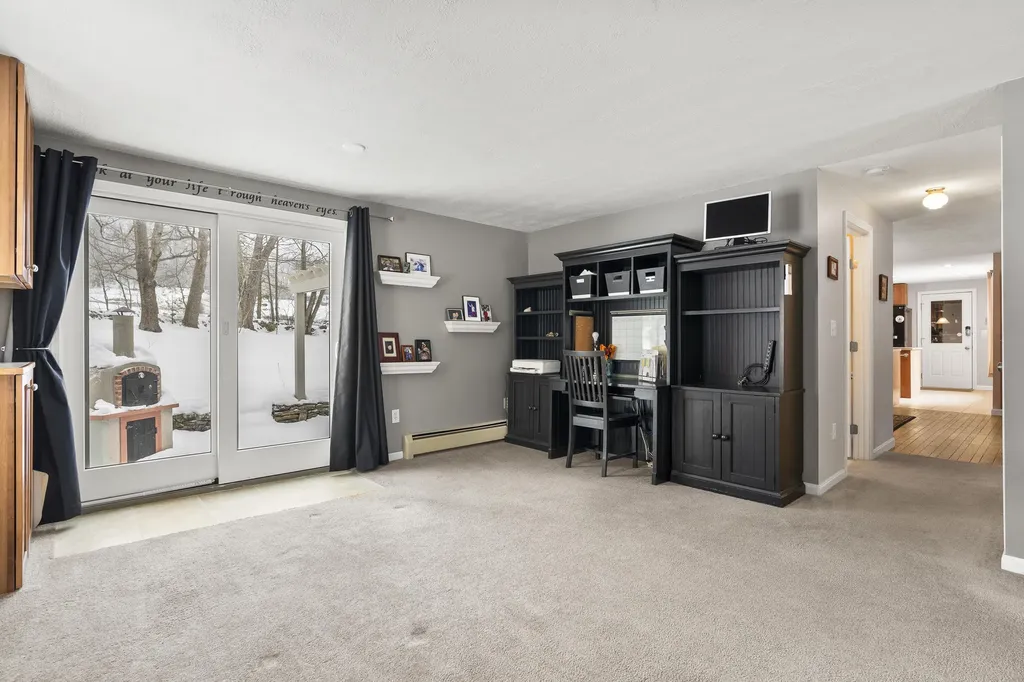 21 Windy Way Waterboro ME 04087