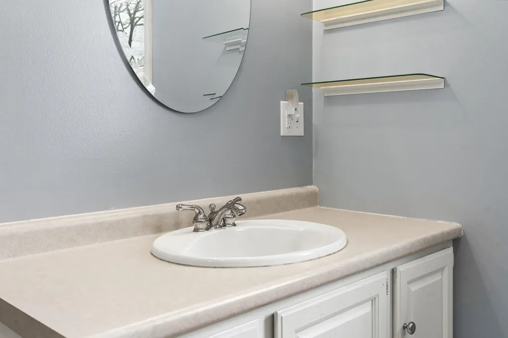 21 Windy Way Waterboro ME 04087