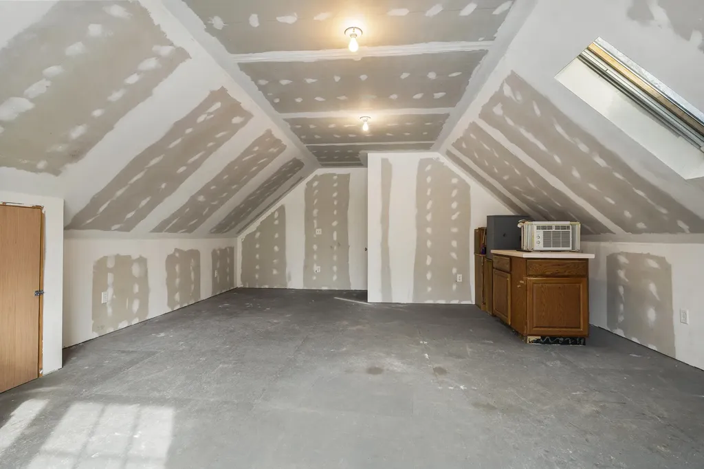 21 Windy Way Waterboro ME 04087