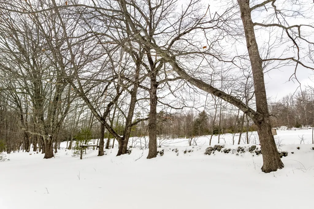 21 Windy Way Waterboro ME 04087