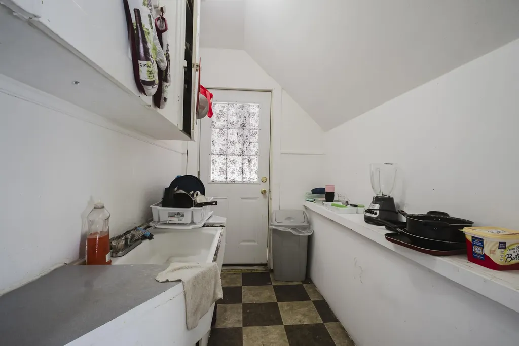 67 Maple Street Lewiston ME 04240