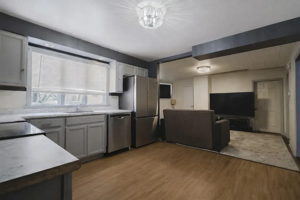 67 Maple Street Lewiston ME 04240