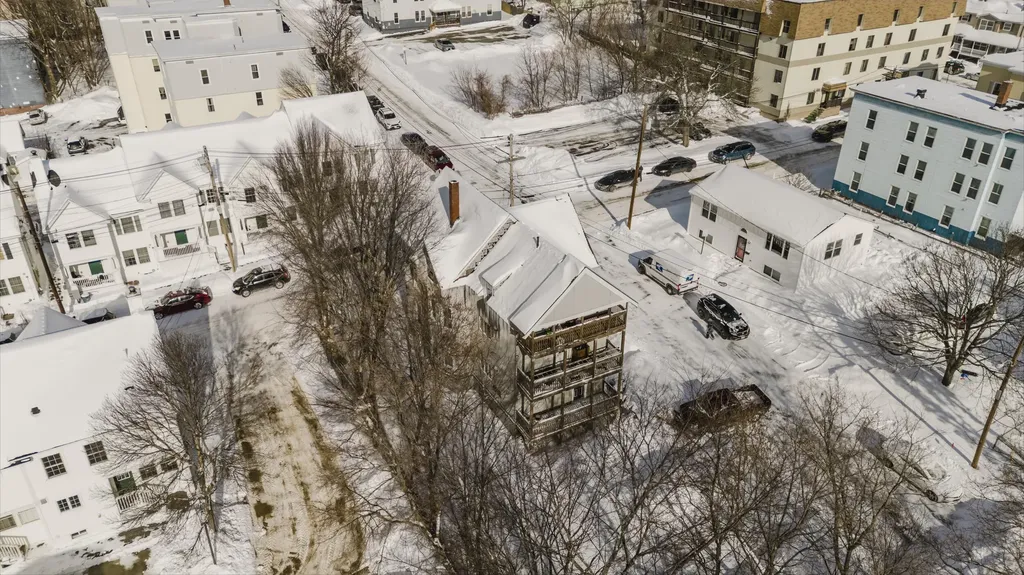 67 Maple Street Lewiston ME 04240