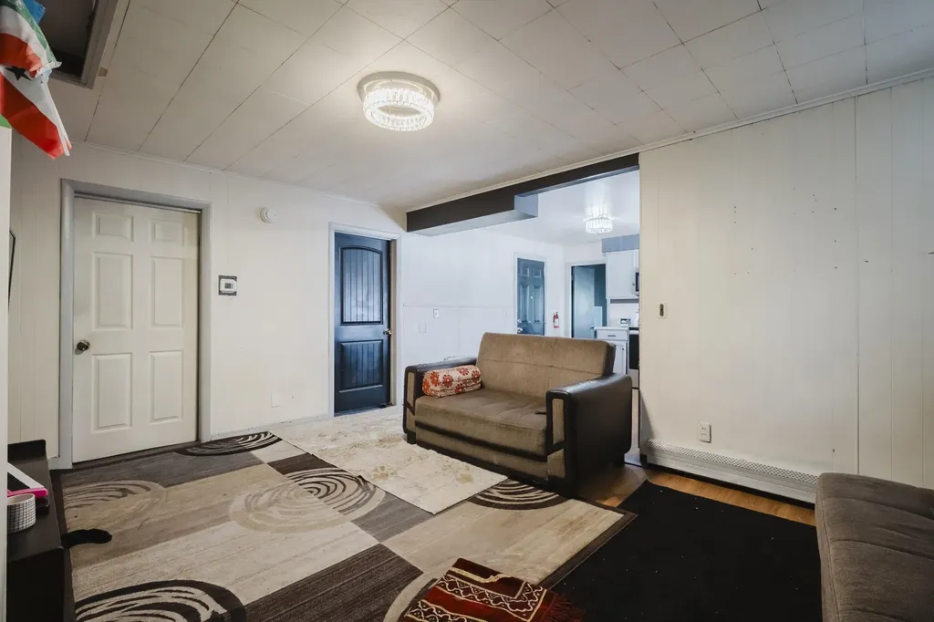 67 Maple Street Lewiston ME 04240