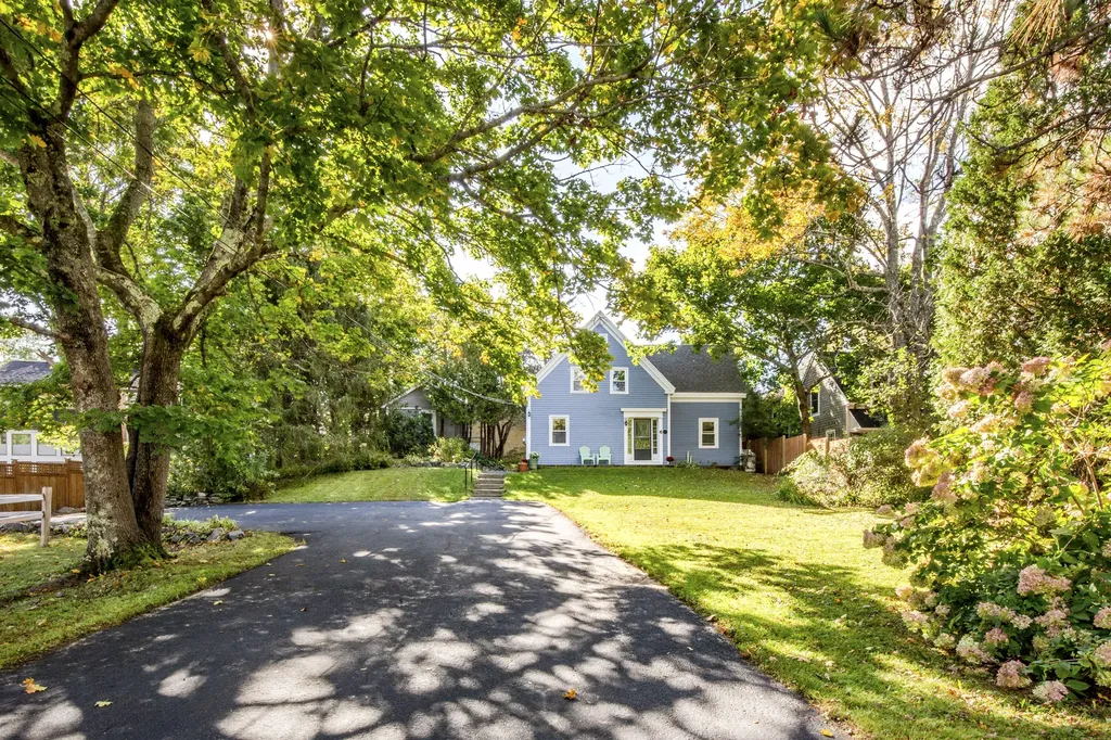 6 Summer Street Rockport ME 04856