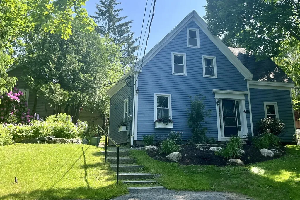 6 Summer Street Rockport ME 04856