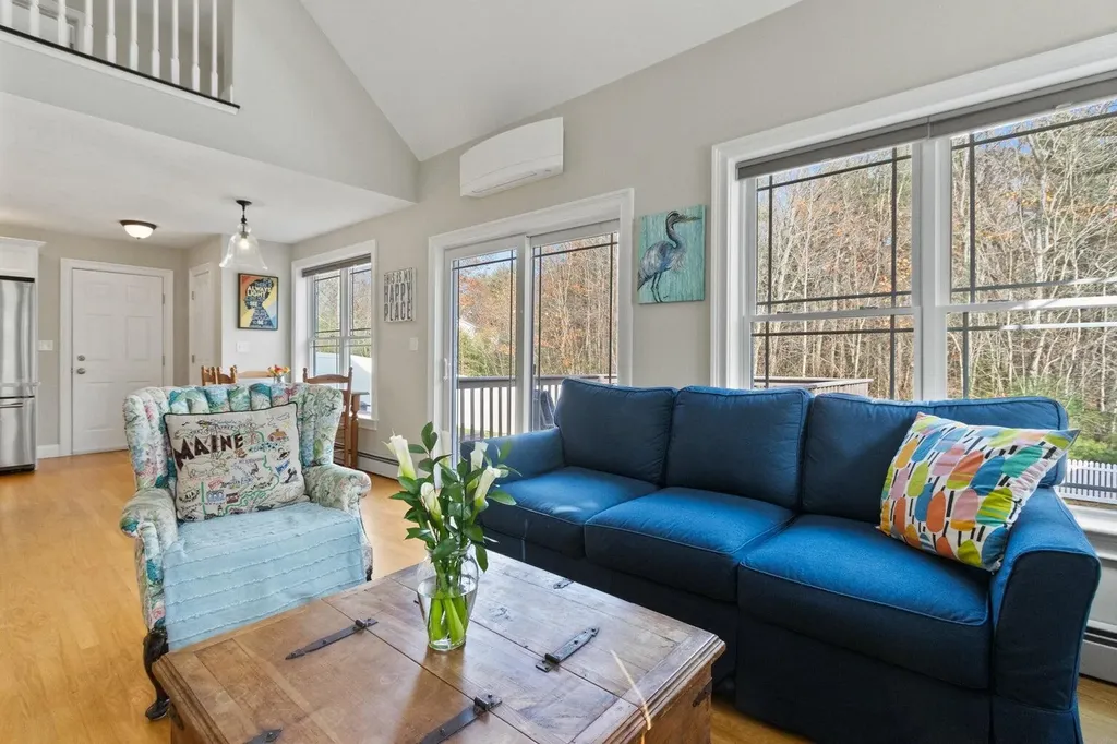 3 Izzy Lane Kittery ME 03904