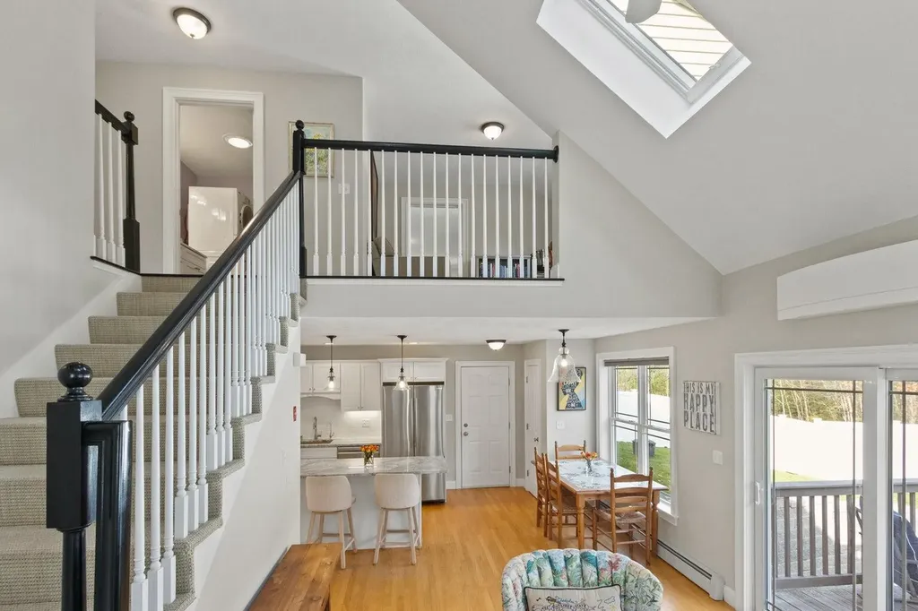 3 Izzy Lane Kittery ME 03904