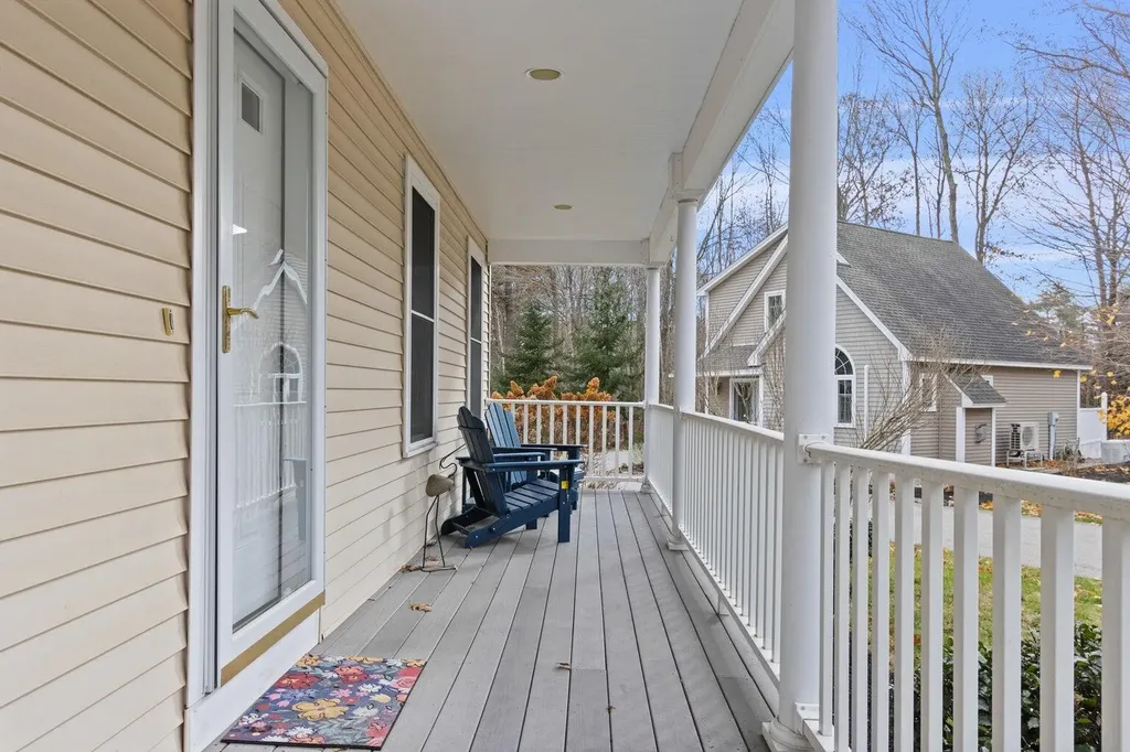 3 Izzy Lane Kittery ME 03904