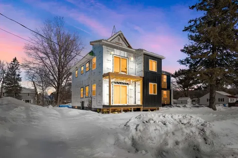 8 Thomas Street Madison ME 04950
