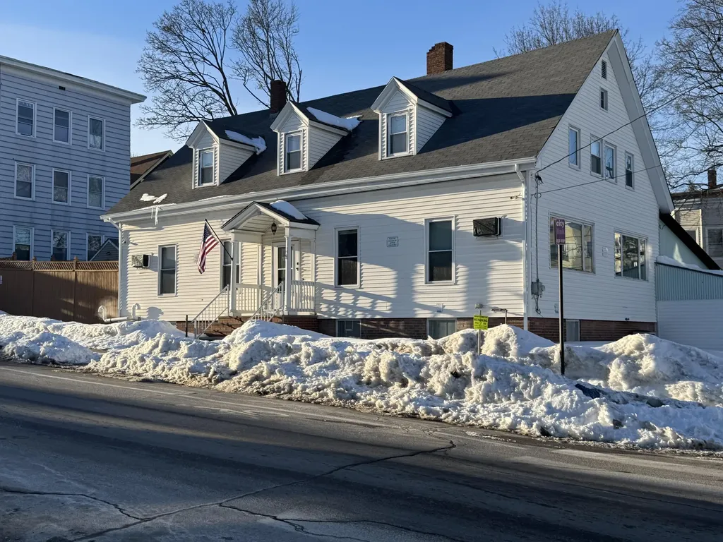 170 Ash Street Lewiston ME 04240