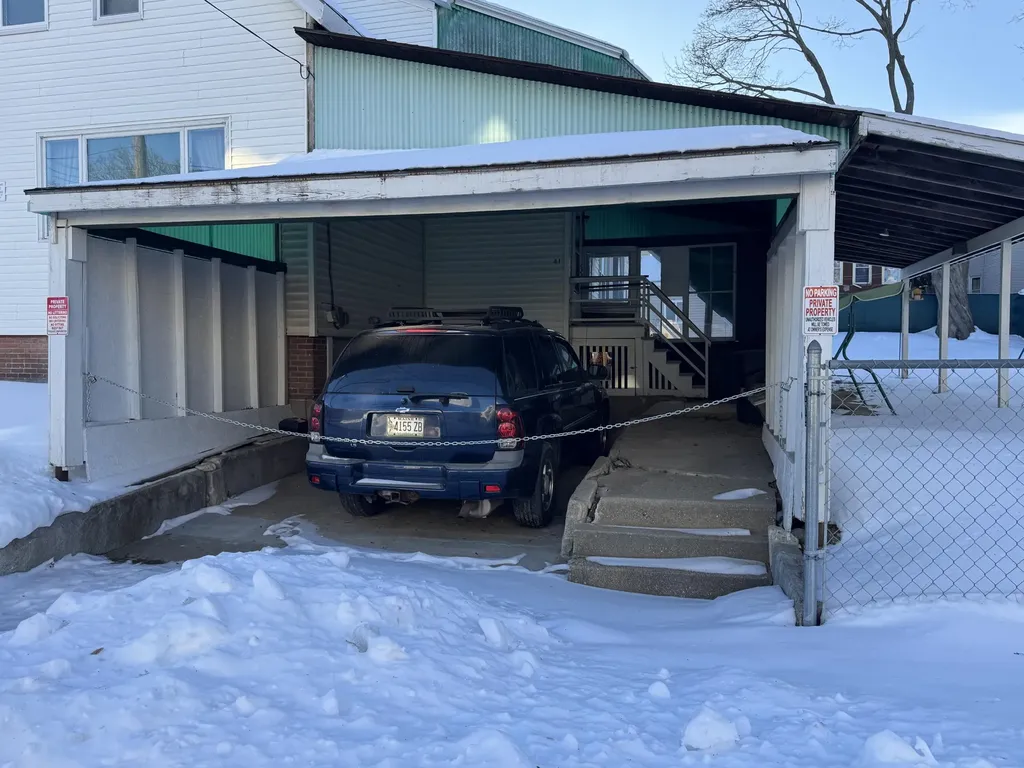 170 Ash Street Lewiston ME 04240
