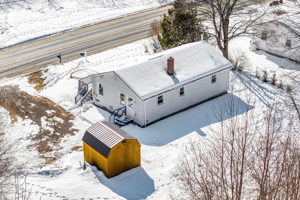 352 Main Road Eddington ME 04428