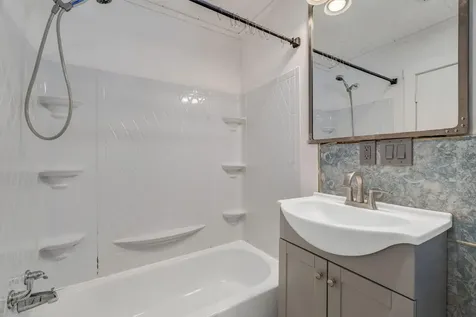352 Main Road Eddington ME 04428