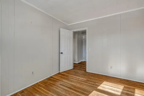 352 Main Road Eddington ME 04428