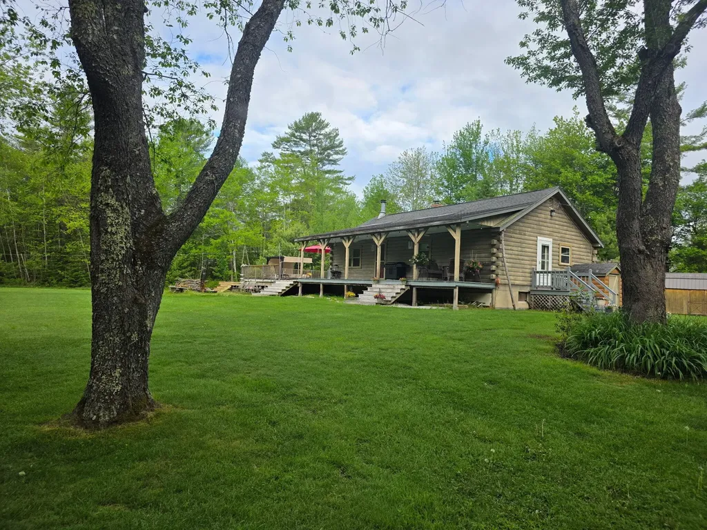 12 Irish Lane Winterport ME 04496