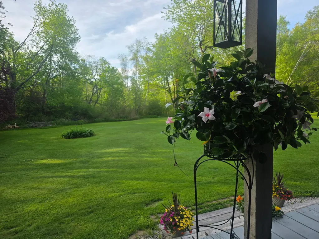 12 Irish Lane Winterport ME 04496