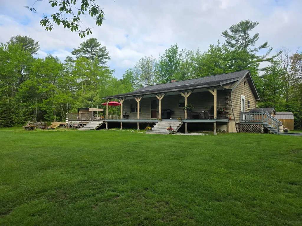 12 Irish Lane Winterport ME 04496