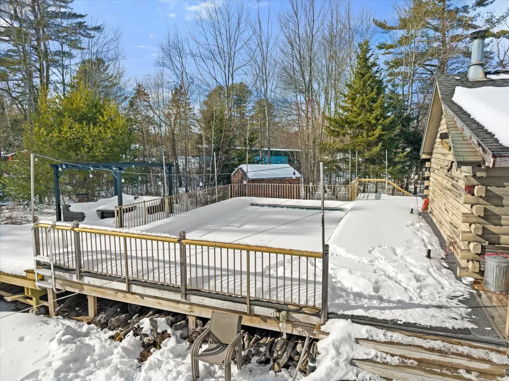 12 Irish Lane Winterport ME 04496