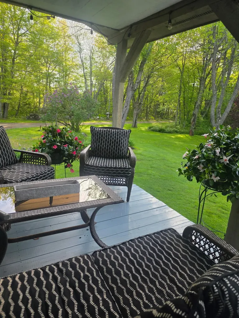 12 Irish Lane Winterport ME 04496