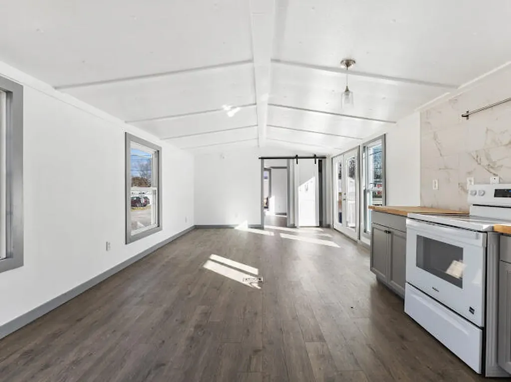9 Sylvan Terrace Holden ME 04429