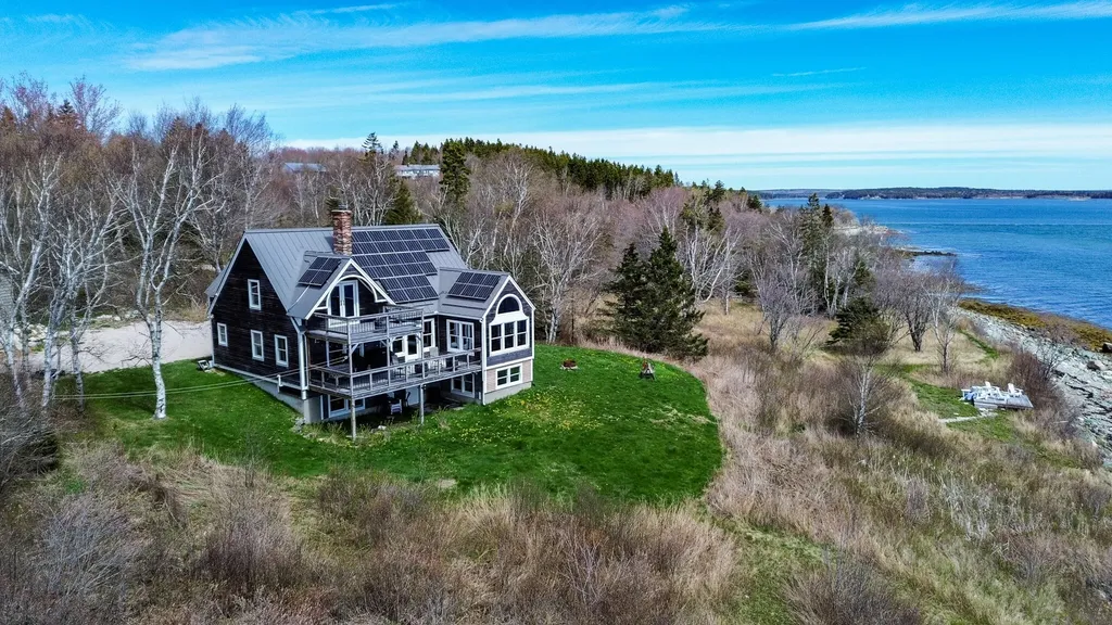 19 Seahaven Road Jonesport ME 04649