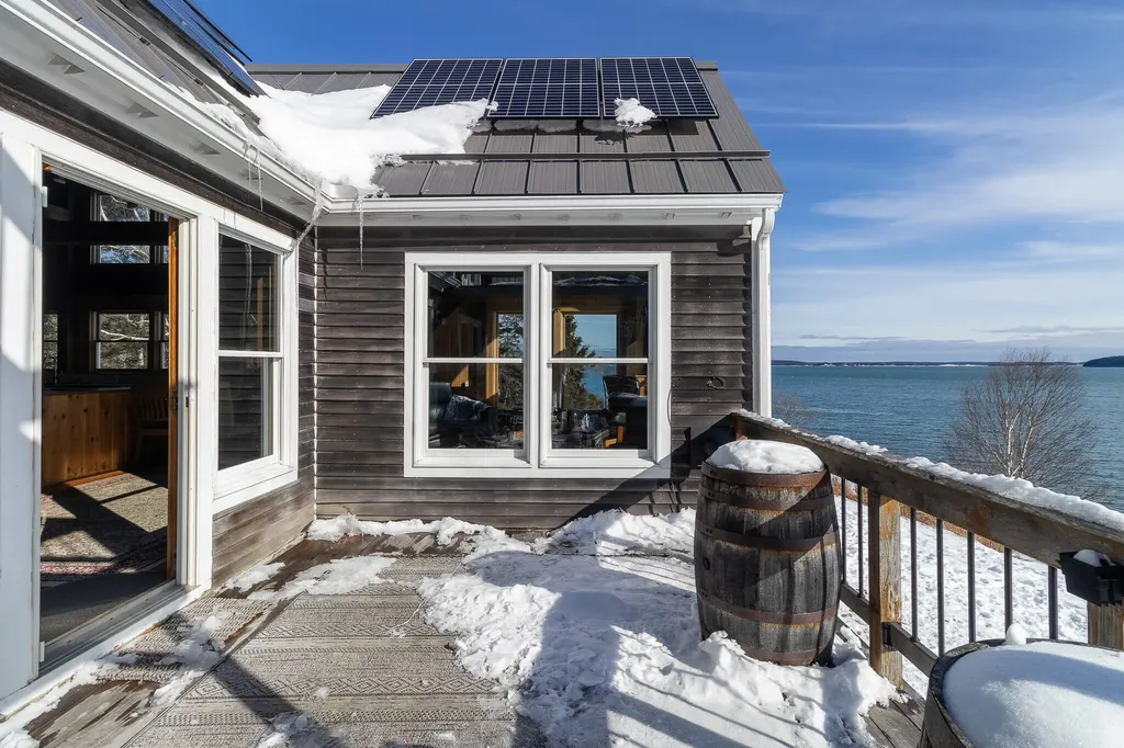 19 Seahaven Road Jonesport ME 04649