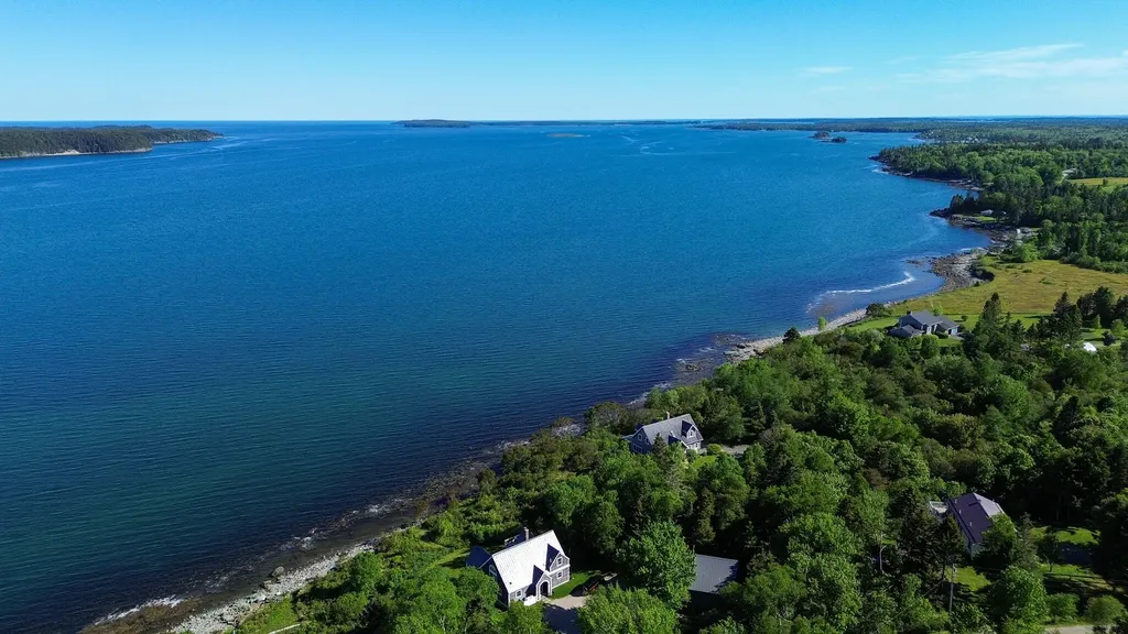 19 Seahaven Road Jonesport ME 04649