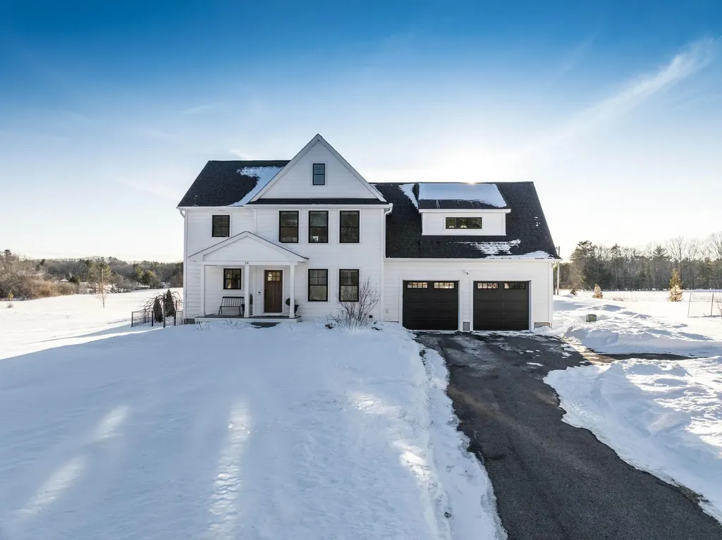 19 Seward Farm Lane Kittery ME 03904