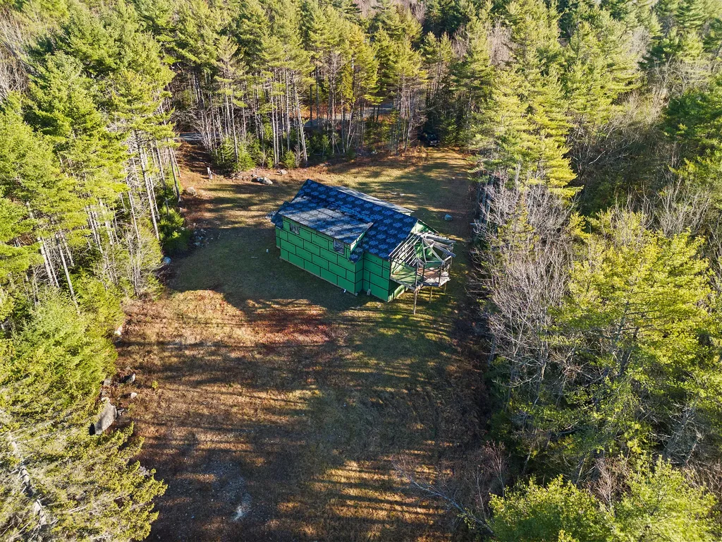 16 Crowley Road Lincolnville ME 04849
