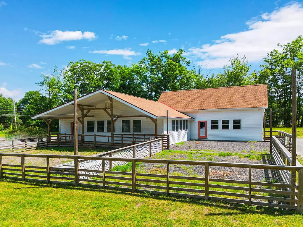 205 W Main Street Liberty ME 04949
