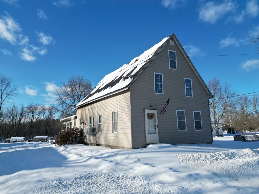 486 Main Street Lincoln ME 04457
