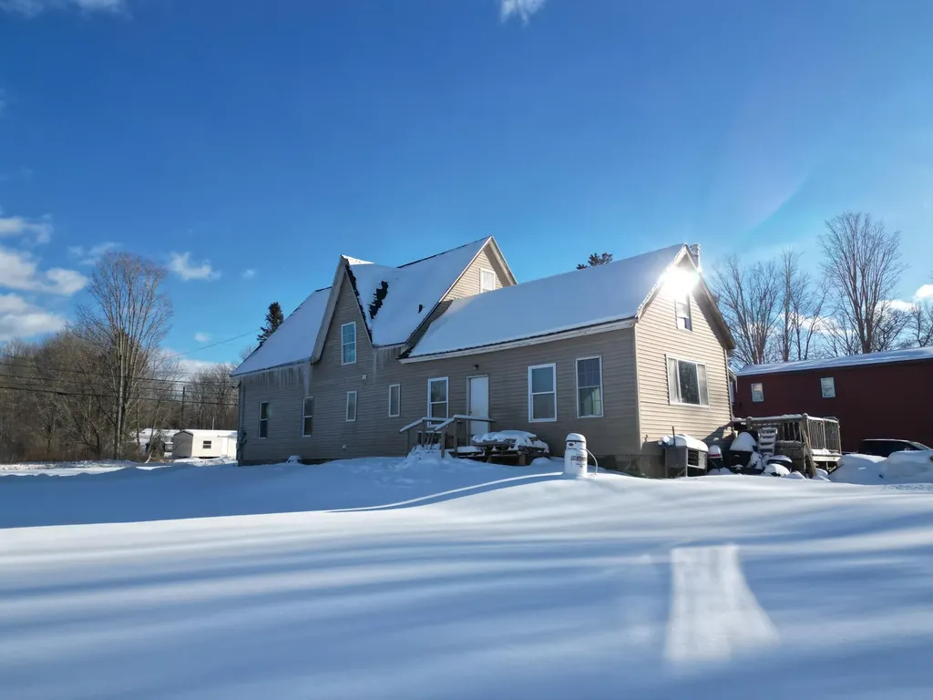 486 Main Street Lincoln ME 04457