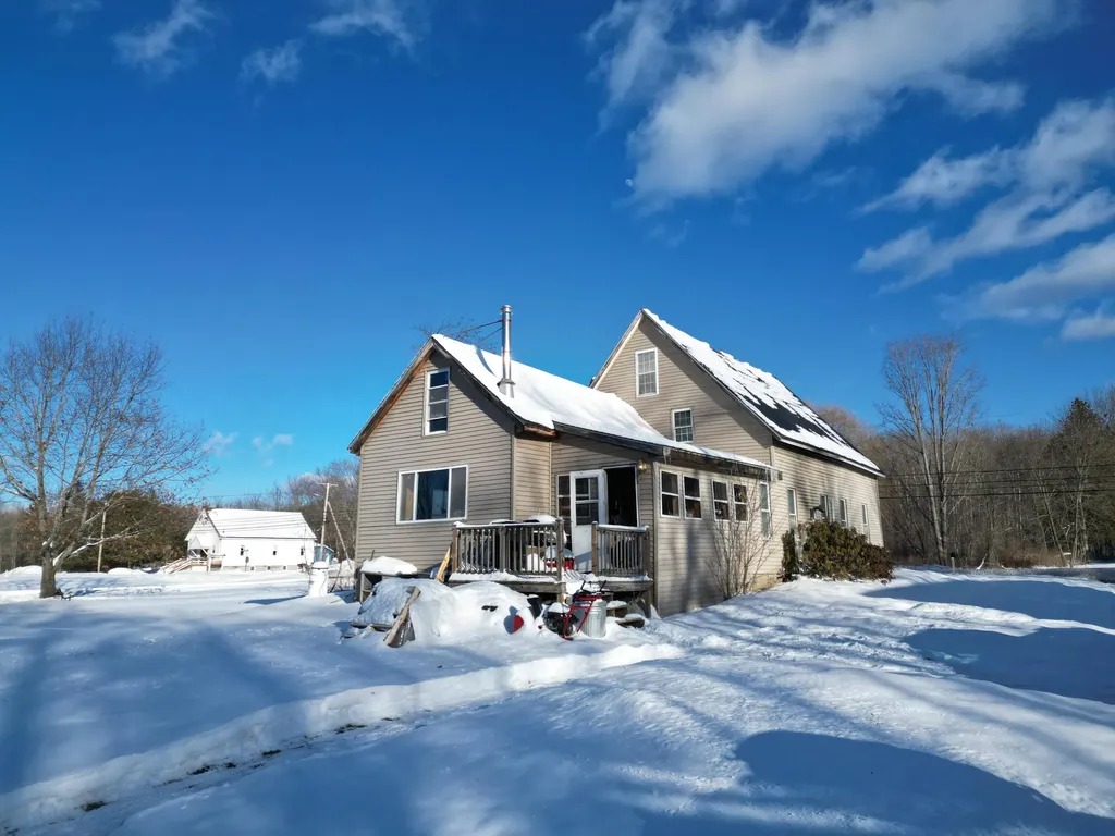 486 Main Street Lincoln ME 04457