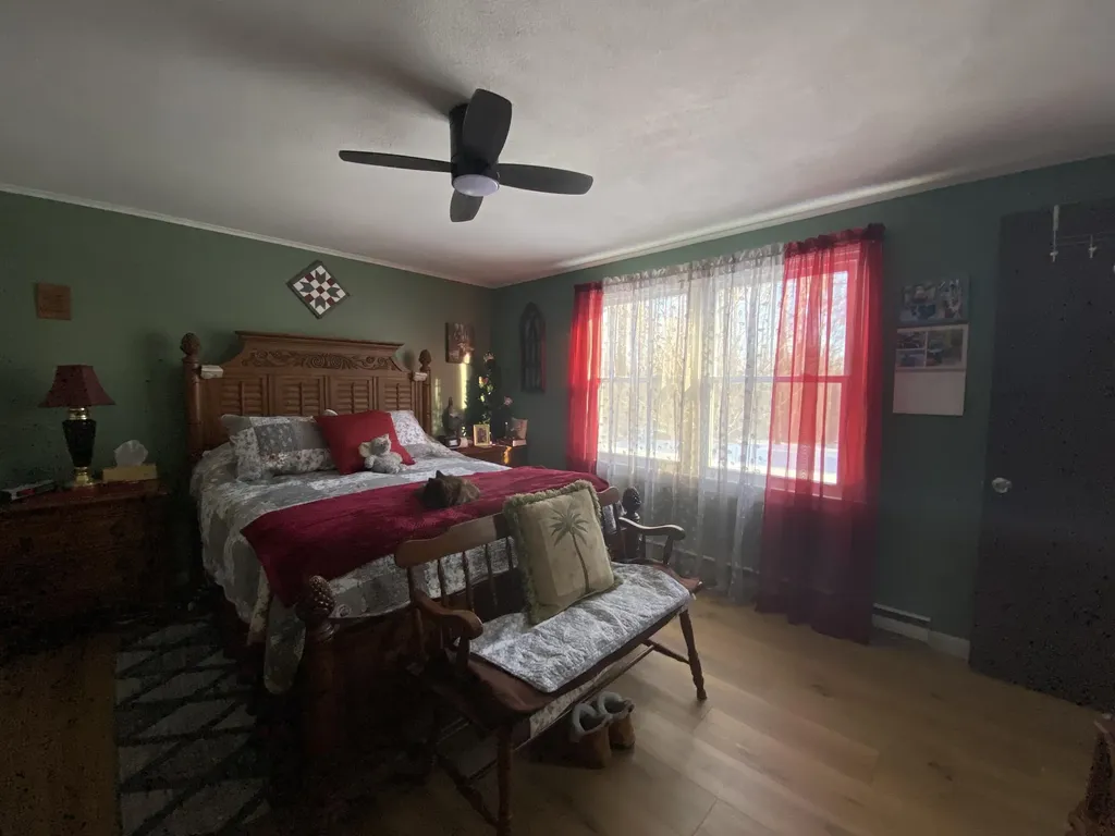 41 Crescent Street Skowhegan ME 04976