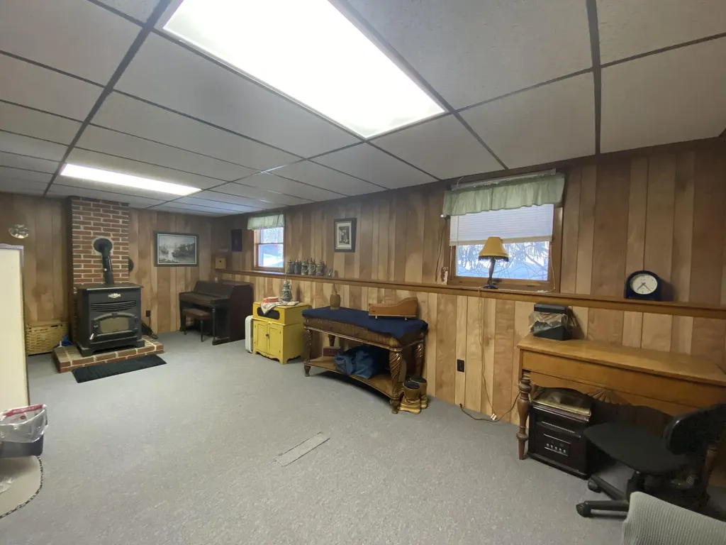 41 Crescent Street Skowhegan ME 04976