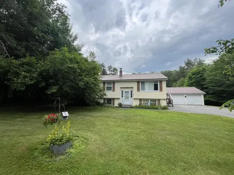 41 Crescent Street Skowhegan ME 04976