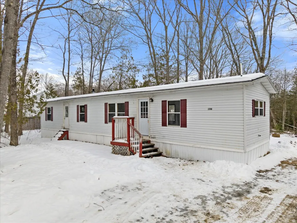 186 Klatte Road Hermon ME 04401