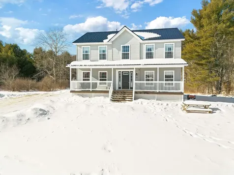24 Rosart Lane West Gardiner ME 04345