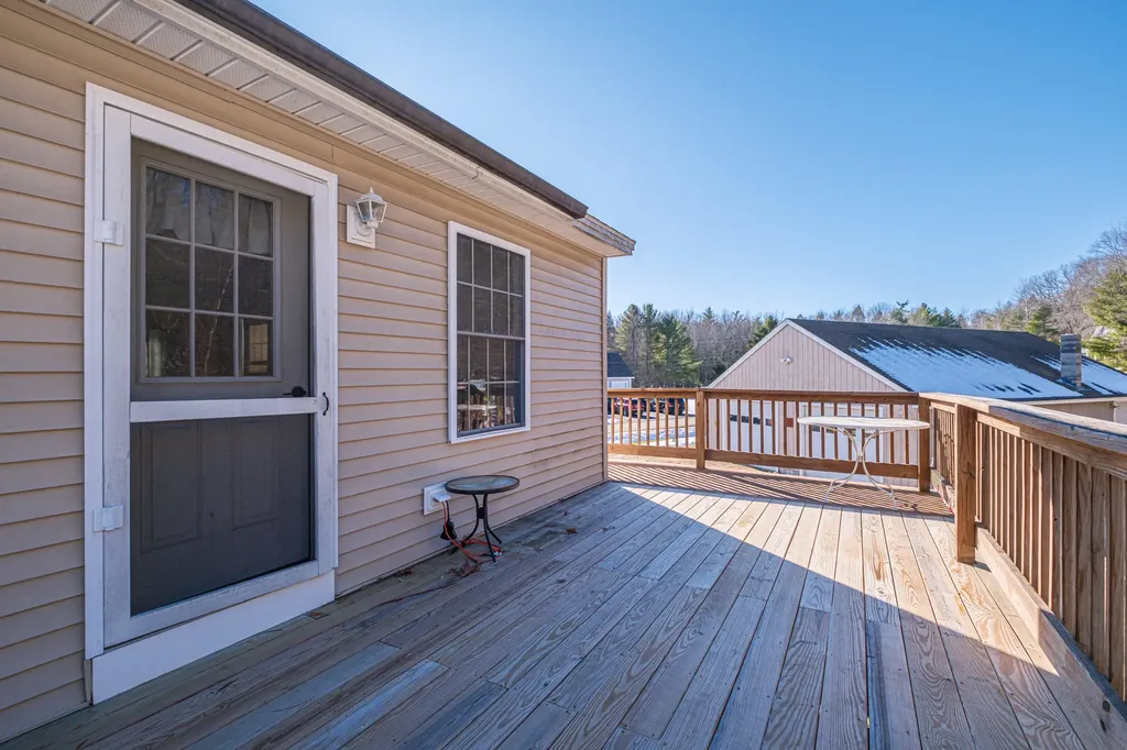 5 Cardinal Lane Windham ME 04062