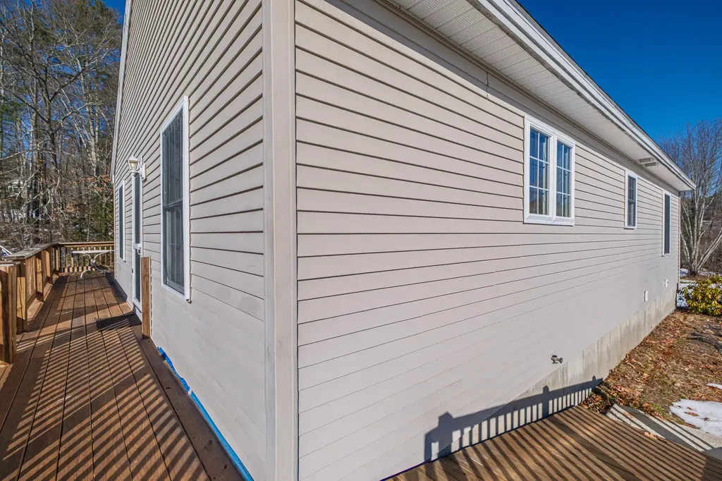 5 Cardinal Lane Windham ME 04062