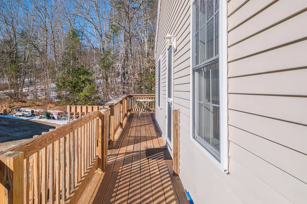 5 Cardinal Lane Windham ME 04062