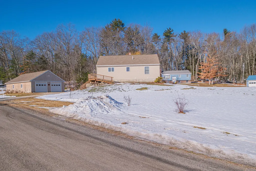 5 Cardinal Lane Windham ME 04062